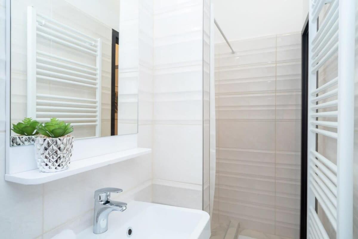 Ultra Central Large Stylish Apartment بودابست المظهر الخارجي الصورة